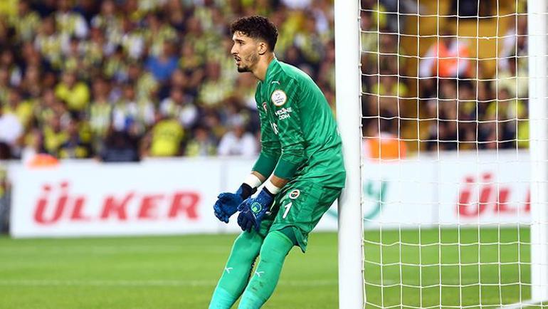Fenerbahçede İsmail Kartal, oyuncusuna sahip çıktı: Destek olmak zorundayız