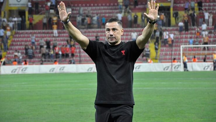 Kayserispor'da Çağdaş Atan'dan oyuncuları ve taraftara tebrik