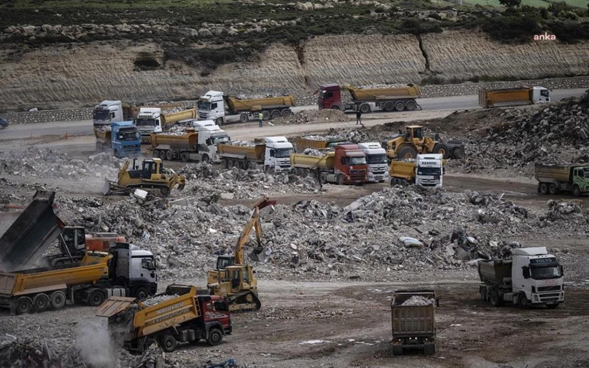 Çmo İstanbul, "Hatay Asbest Raporu"Nu Açıkladı: 45 Numuneden 16’sında Asbest Tespit Edildi