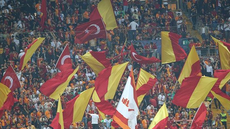 Galatasaraya Kopenhag maçında büyük destek Şampiyonlar Ligi’ne yakışır taraftar...