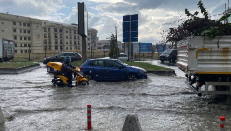 İstanbul Valiliği tatil açıklaması! MEB okullar tatil edildi mi? İstanbul okullar son durum ne?