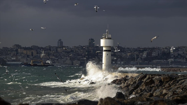 İstanbul Valiliğinden fırtına uyarısı! Tarih vererek duyurdular