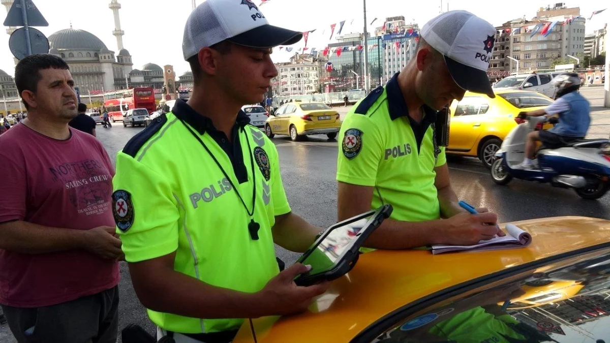 İstanbul’da Turistleri Dolandıran Taksiciye Ceza