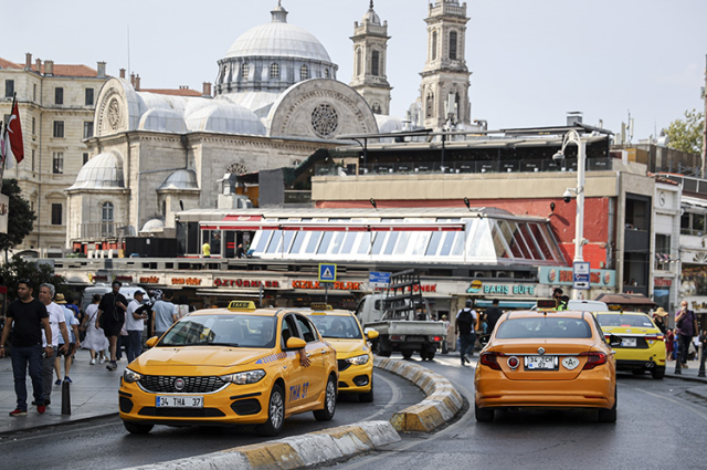 İstinaf Mahkemesi, UKOME'nin İstanbul'da taksi dönüşümüne karşı açılan davasını reddetti