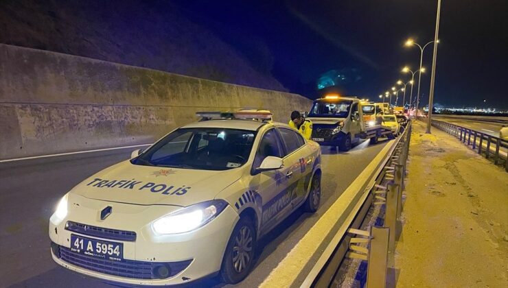 Kocaeli’de Zincirleme Trafik Kazası: 5 Yaralı