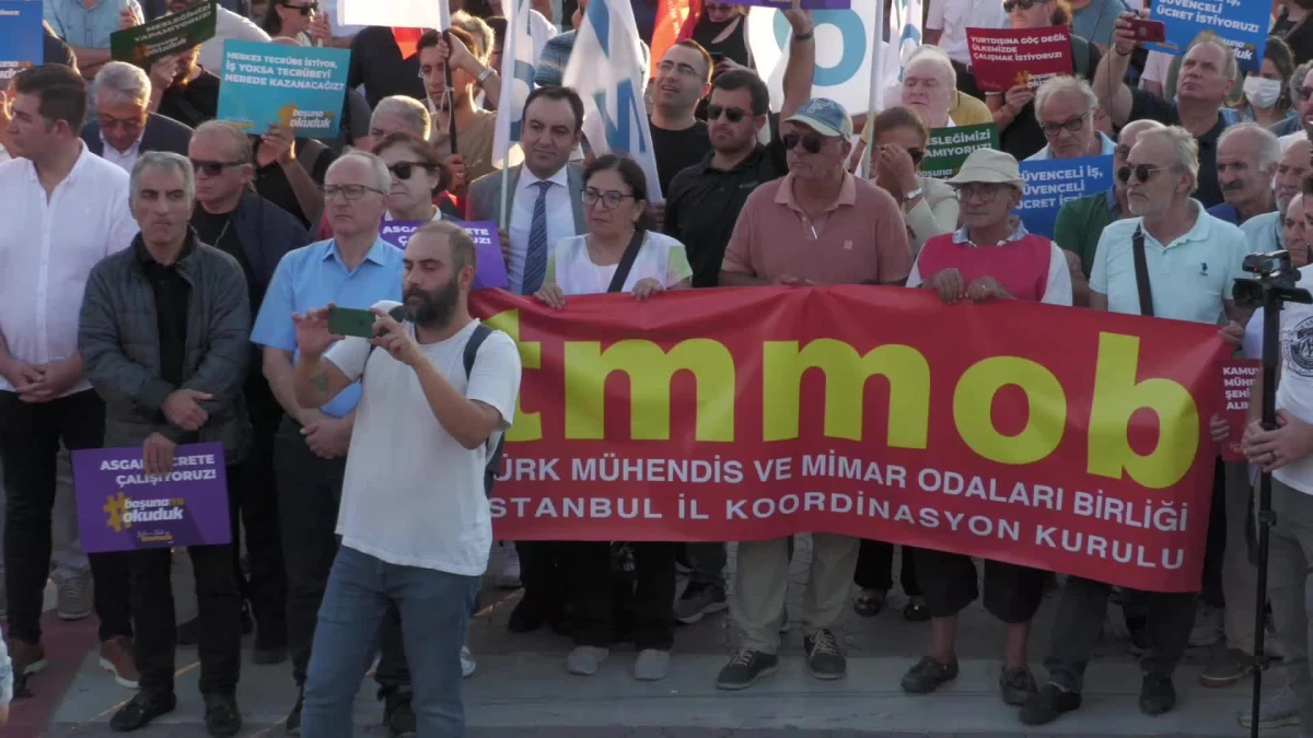 TMMOB’dan İstanbul’da "Mimar, Mühendis ve Şehir Plancılarının Dayanışma Günü" Açıklaması: "Mesleklerimiz Açlık ve Yoksulluk Sınırı Altında Çalışmanın…