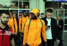 Galatasaray, Antalya'da coşkuyla karşılandı