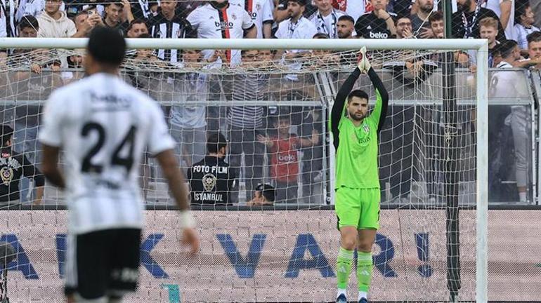 Beşiktaşa kötü haber Eric Bailly sakatlandı