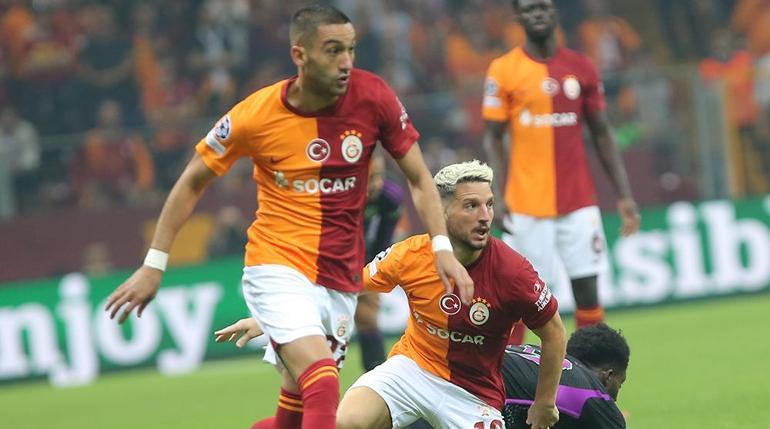 Galatasarayda Hakim Ziyech geri döndü Bayern Münihe karşı sahada...