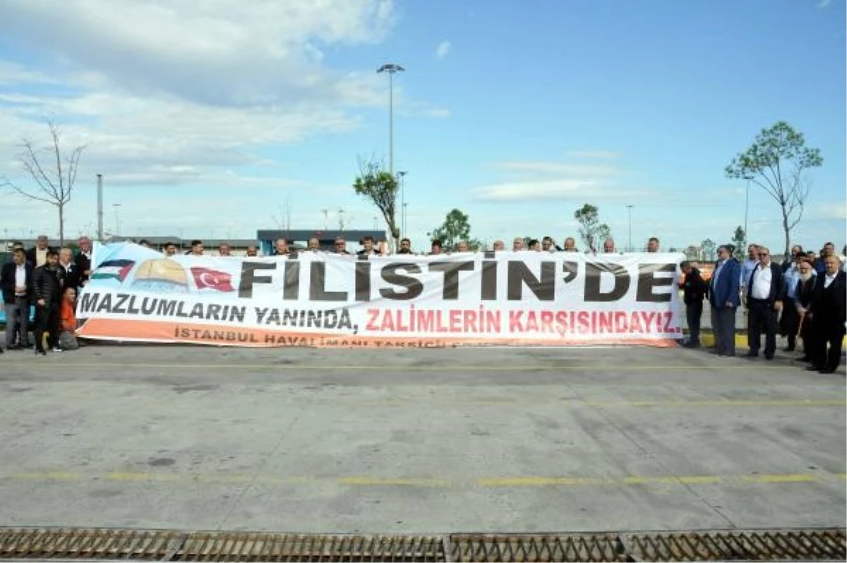 İstanbul Havalimanı Taksicileri Filistin’e Destek İçin Eylem Yaptı