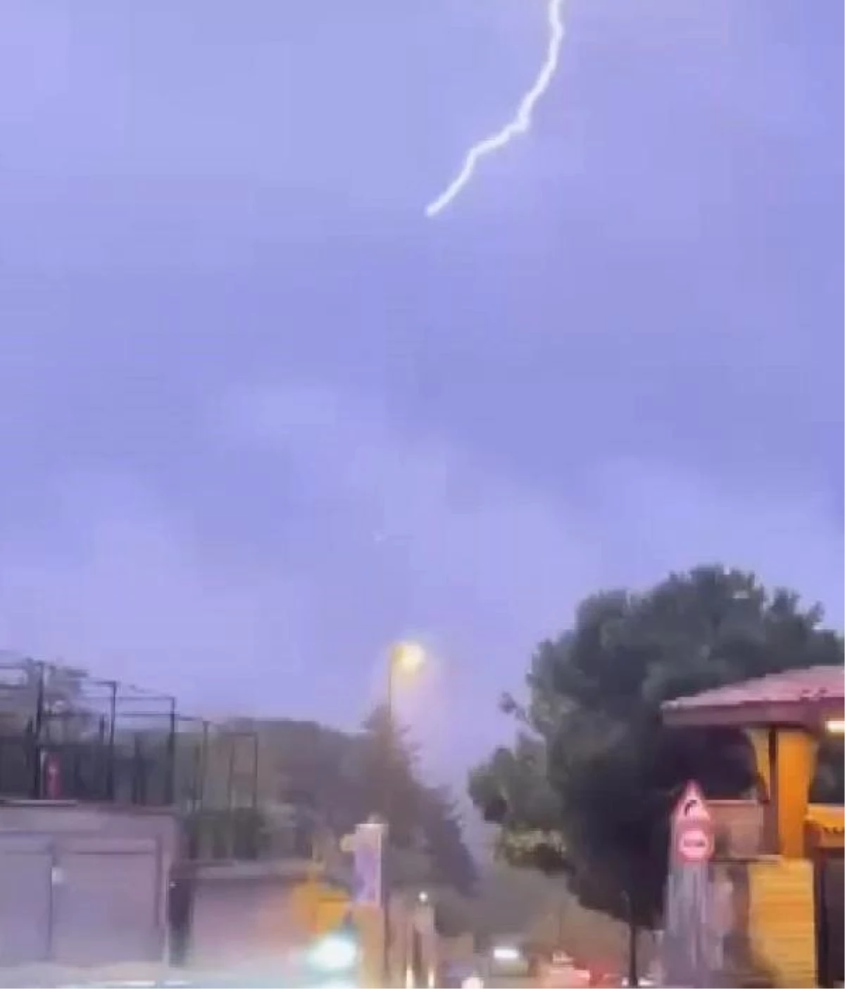 İstanbul’da Yağışlı Hava Etkisini Artırıyor