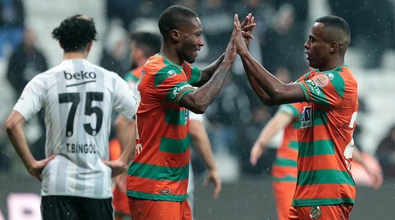 Beşiktaş, Dolmabahçede ilk kez Alanyaspora kaybetti Taraftardan isyan...