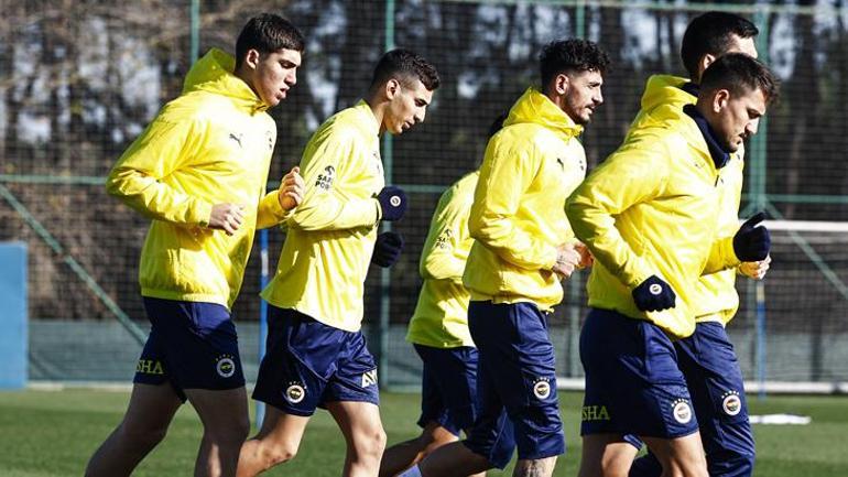 Fenerbahçede Edin Dzekonun durumu belli oldu Antrenmanda yer almamıştı