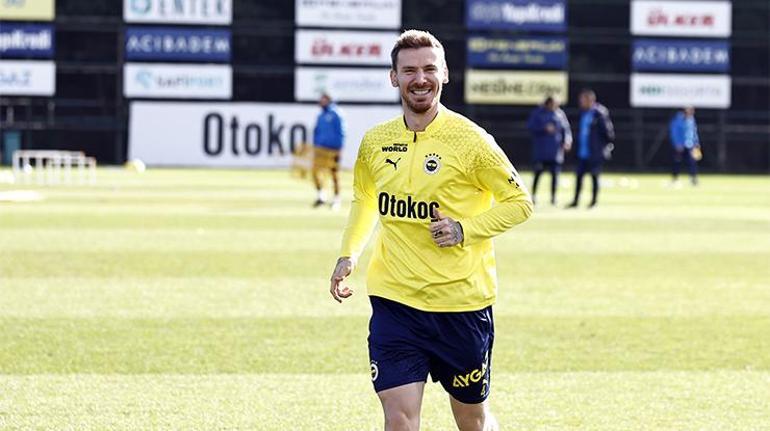 Fenerbahçede sakatlardan müjdeli haber Yıldız futbolcu döndü...