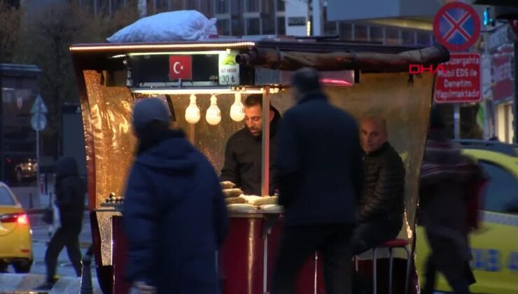 İstanbul’da Yağmur ve Fırtına Trafiği Felç Etti