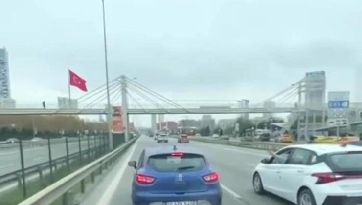 Kartal’da Ambulansa Yol Vermeyen Sürücüye Tepki