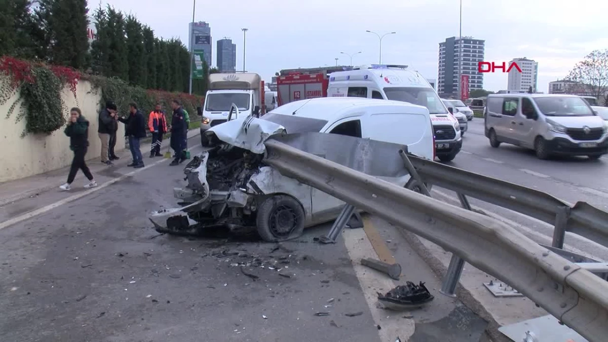 Maltepe’de Hafif Ticari Araç Kaza Yaptı: 2 Yaralı