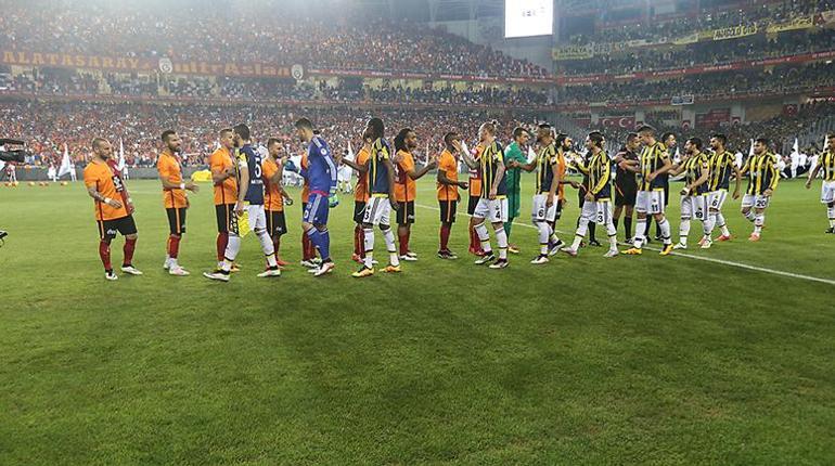 Rekabete Galatasaray damgası Finallerdeki üstünlüğü dikkat çekiyor...