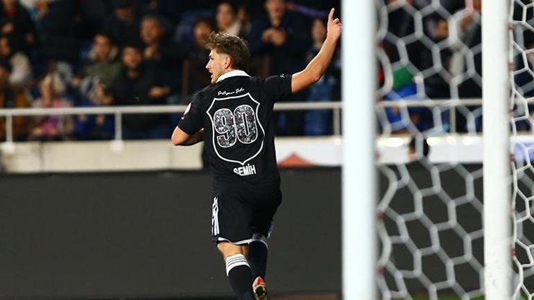 Semih Kılıçsoy, Beşiktaşta tarihe geçti Genç futbolcu bir ilki yaşadı