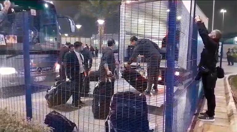 Son dakika haberi: Galatasaray Fenerbahçe Süper Kupa Finali maçı iptal edildi ve ertelendi Maç Neden Oynanmadı Resmi açıklama geldi