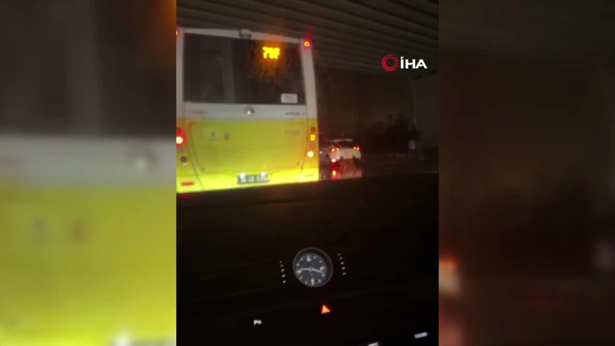 Başakşehir’de 3 aracın karıştığı zincirleme trafik kazası: 1’i ağır 3 yaralı