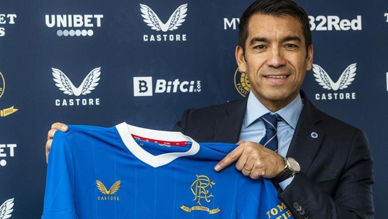 Beşiktaşa Hollandalı teknik adam Giovanni van Bronckhorstu açıkladılar