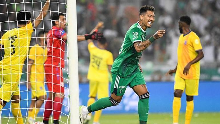 Fenerbahçeye stoper İspanyadan: Forvet İngiltereden Transferde gözünü kararttı