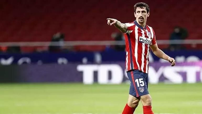 Fenerbahçeye stoper İspanyadan: Forvet İngiltereden Transferde gözünü kararttı