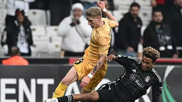 Galatasarayın gözü 10 milyon Euroluk yıldızda Alternatifi PSGde...