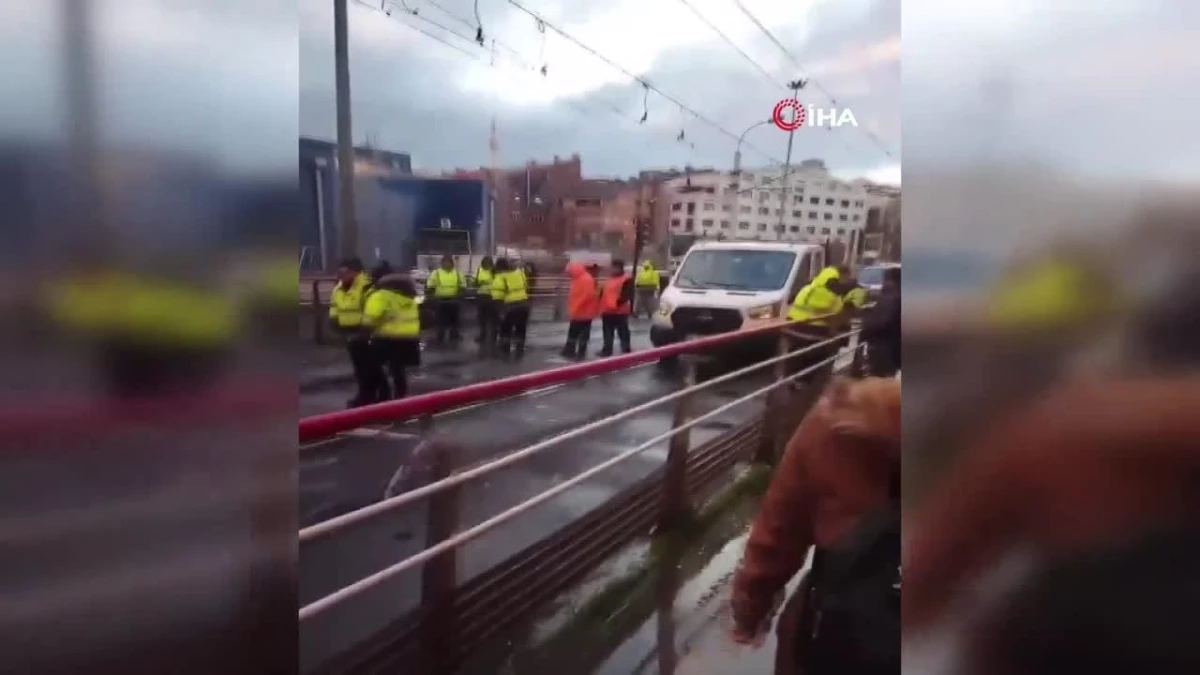 Güngören’de tramvaylar çarpıştı