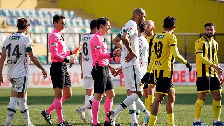 İstanbulspor - Konyaspor maçında iptal edilen gol gündem oldu Yarı otomatik ofsayt sistemi...