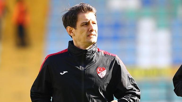 İstanbulspor - Konyaspor maçında iptal edilen gol gündem oldu Yarı otomatik ofsayt sistemi...