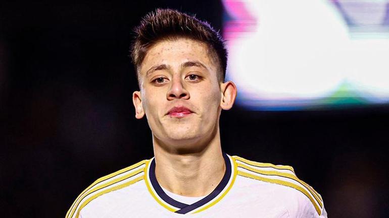 Real Madrid - Barcelona maçı ne zaman, saat kaçta hangi kanalda Süper Kupa finalinde Arda Güler oynayacak mı ve Maç şifresiz mi İşte ilk 11ler