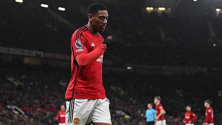 Fenerbahçe ve Beşiktaşa Anthony Martial müjdesi Manchester United kararını verdi