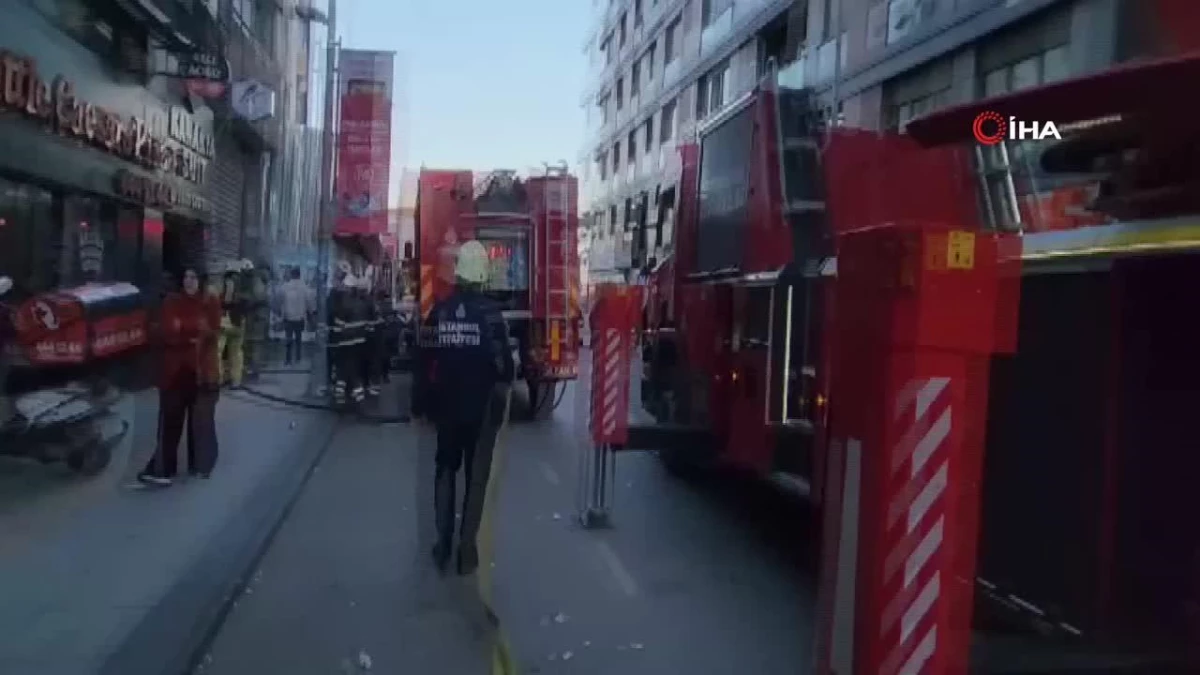 Kadıköy’de otelde yangın çıktı