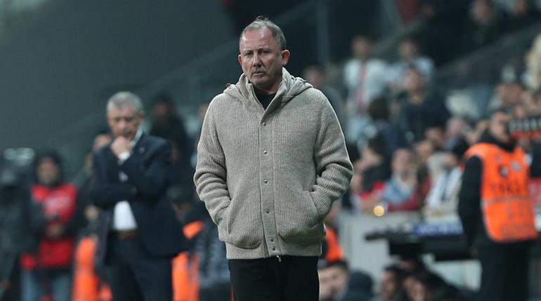 Antalyasporda Sergen Yalçından Beşiktaş tribünlerine ilişkin soruya yanıt