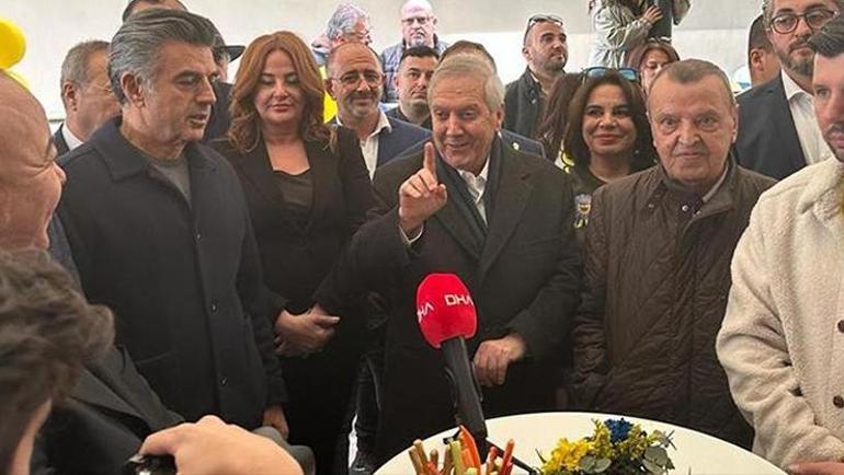 Aziz Yıldırımdan sürpriz Fenerbahçenin dernek açılışında...