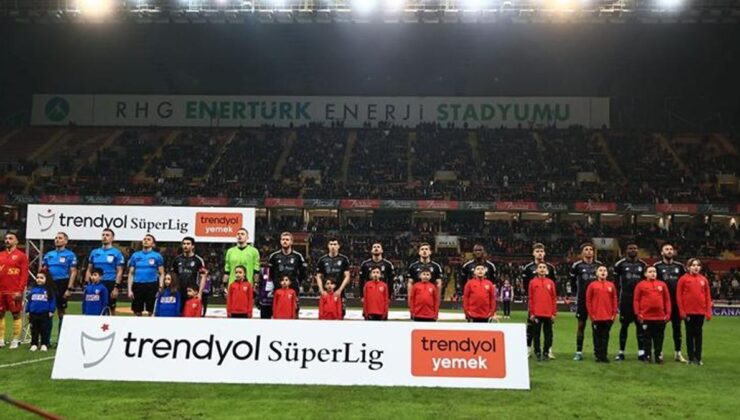 Beşiktaş'ta ayrılık! Geri dönmek istiyor