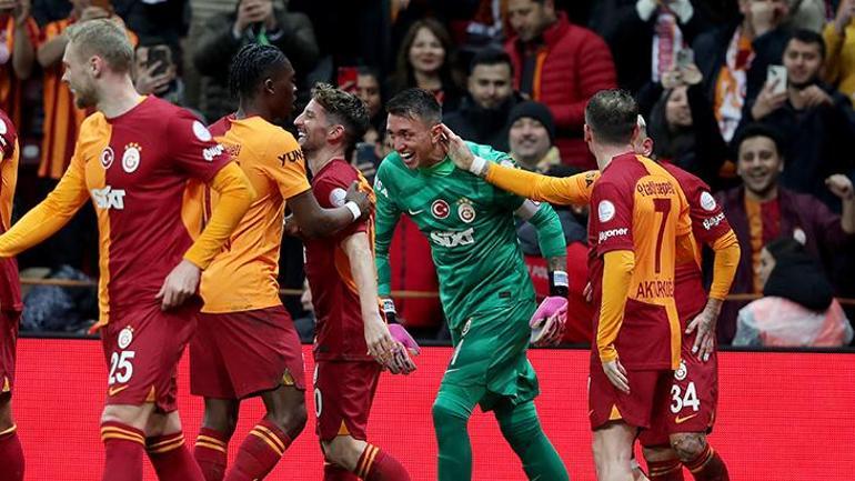 Galatasarayda her şey şampiyonluk için Transferde kapılar kapalı