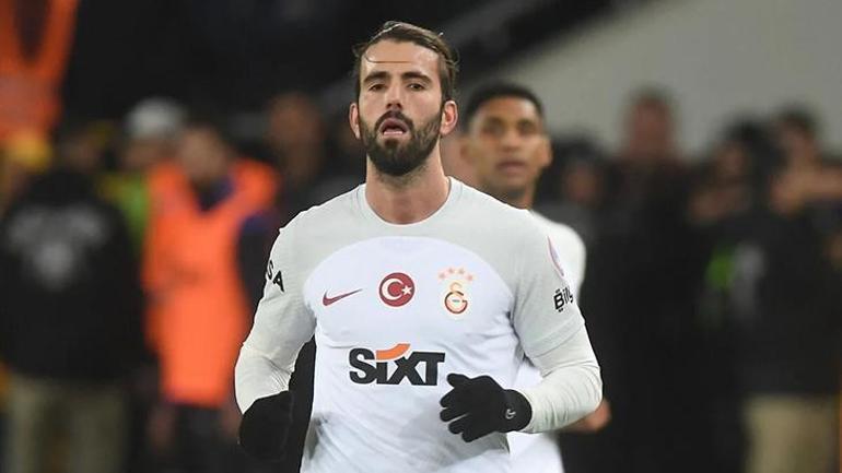 Galatasarayda stoper alarmı Gözler gelecek raporda