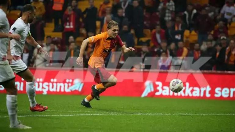 Galatasaraydan Akman kardeşler kararı Sürpriz ayrılık
