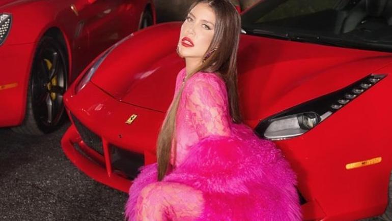 Wanda Nara yine olay yarattı: Bu kez Paris Hiltona sataştı