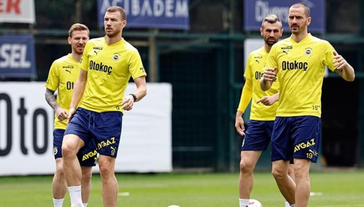 Fenerbahçe, Beşiktaş derbisi öncesi pas ve taktik çalıştı