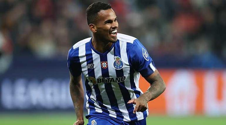 Galatasaray yılın bombasını patlatıyor Zaha yerine yıldız isim