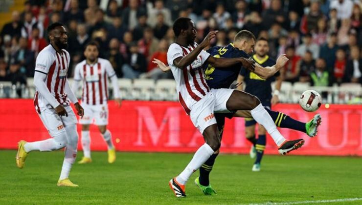 İrfan Buz, Sivasspor-Fenerbahçe maçını FANATİK'e değerlendirdi: Bireyselle bu kadar!