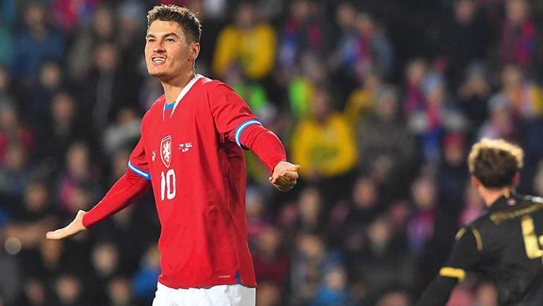 İstanbul devinden Patrik Schick bombası Teklif belli oldu...