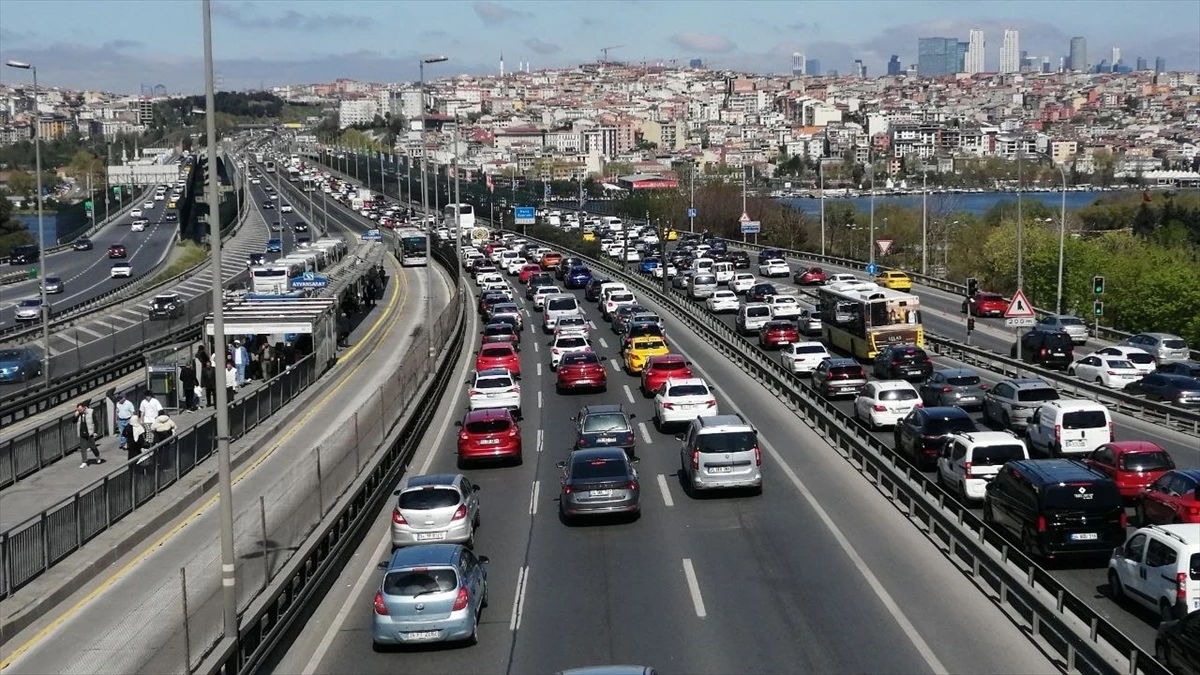 İstanbul’da bayramın birinci gününde trafik yoğunluğu