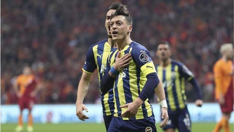 Mesut Özil, Juventus formasını giydi İtiraf etti: İtalyan aşkım...