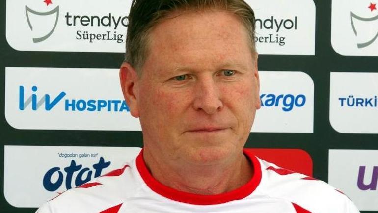 Samsunsporda Markus Gisdoldan mesaj: Sahaya odaklanmalı ve çok çalışmalıyız