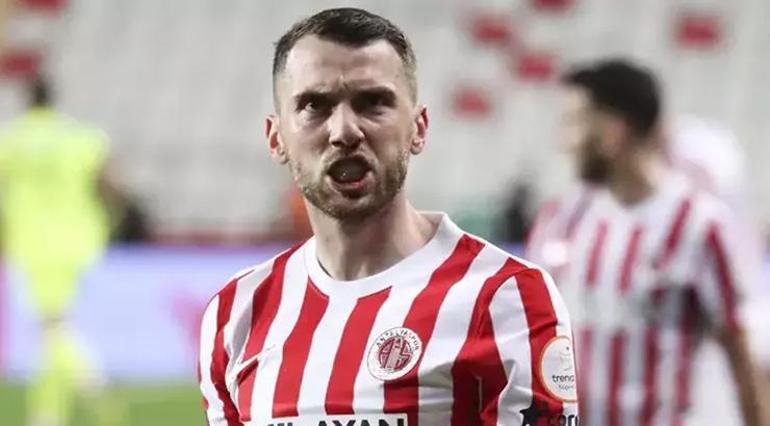 Son dakika haberi Süper Lig ekibine büyük şok Sözleşmesini feshetti